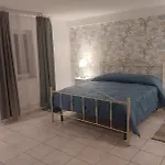 La Collina Konukevi *